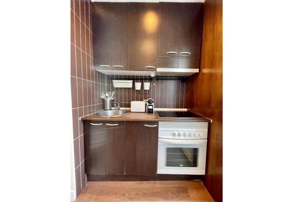 Bohemio Apt 1Hab 4Pax En La Plaza De Chueca Madrid Exterior photo